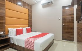 Hotel Blue Executive Near Chhatrapati Shivaji International Airport