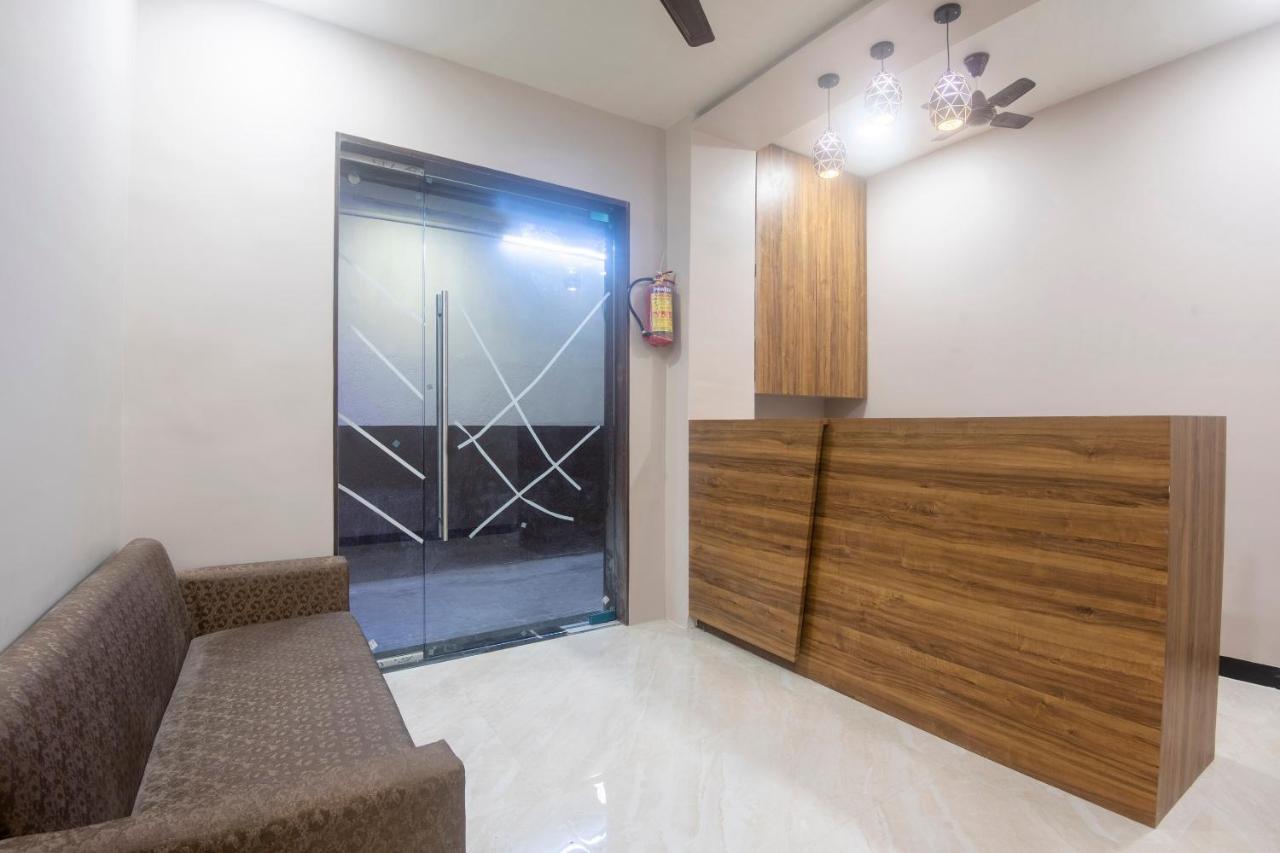 Hotel Blue Executive Near Chhatrapati Shivaji International Airport Mumbai Exterior photo