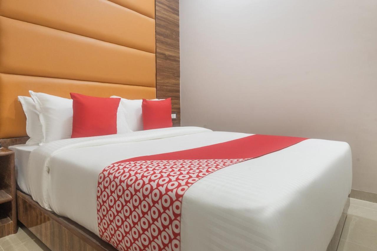 Hotel Blue Executive Near Chhatrapati Shivaji International Airport Mumbai Exterior photo